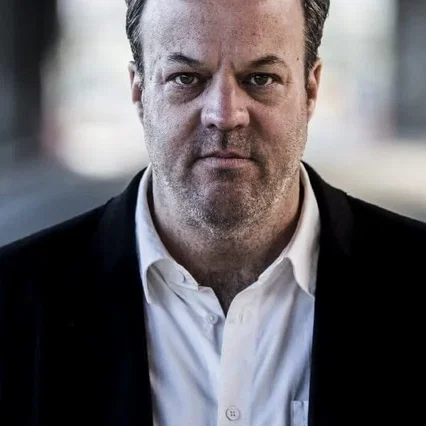  Bruce Blain
