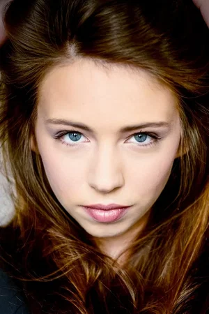 Luna Mijovic photo