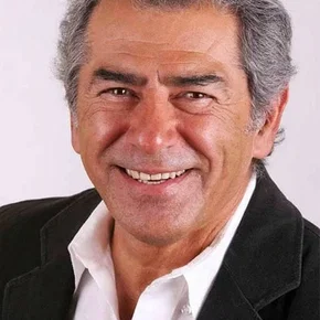 Photo star : Faramarz Gharibian