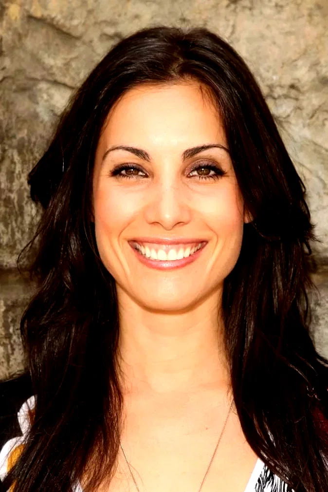 Carly Pope