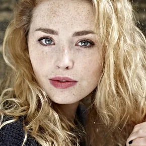 Photo star : Freya Mavor