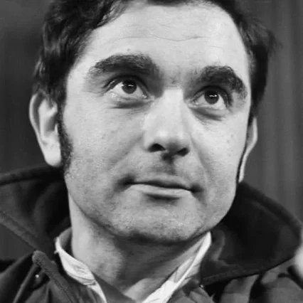  Henry Woolf