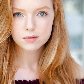 Photo star :  Mackenzie Brooke Smith
