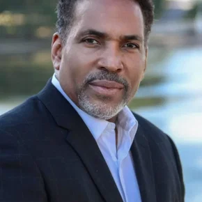 Photo star :  Gary Anthony Hickerson-Jones
