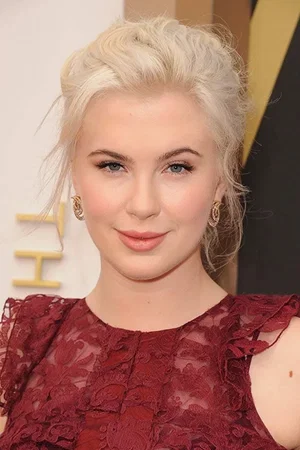  Ireland Baldwin photo