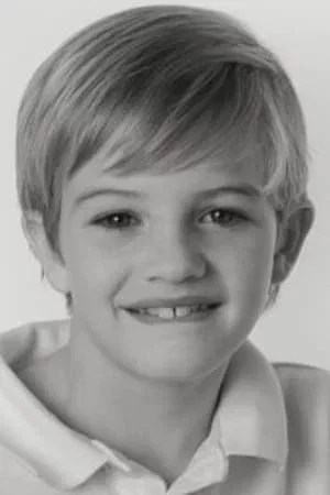  Flynn MacArthur photo