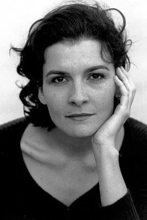 Louise Lemoine Torres photo