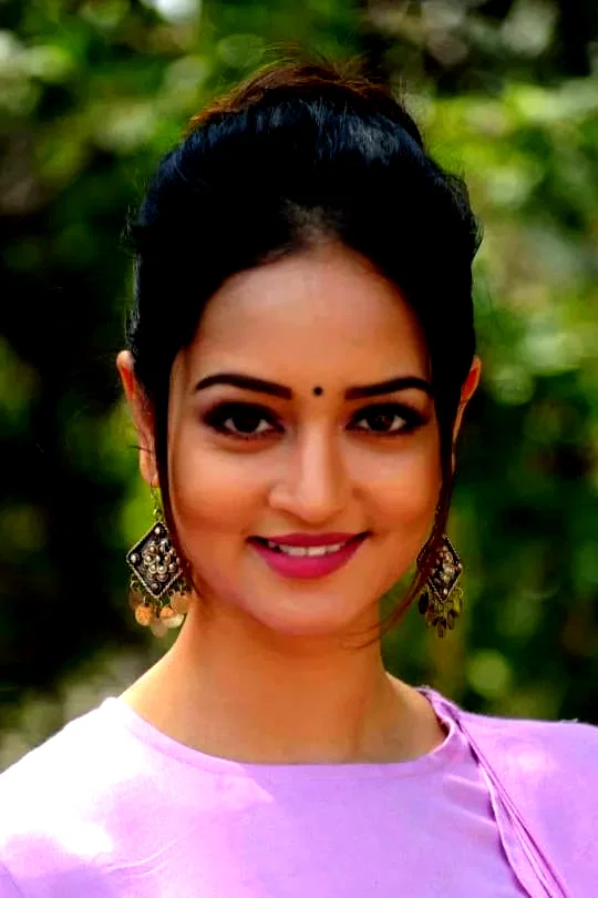  Shanvi Shrivastava