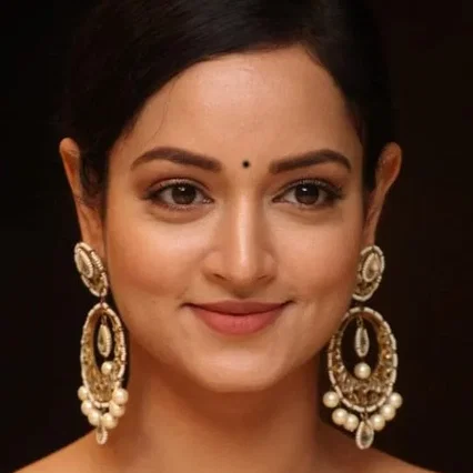  Shanvi Shrivastava