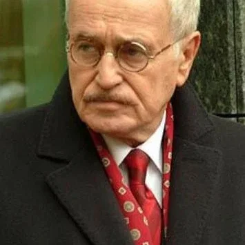Jan Nowicki