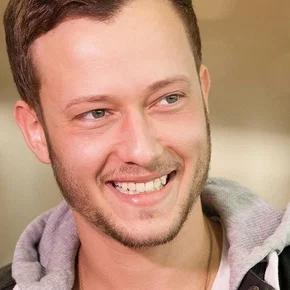 Photo star : Yon  Tumarkin