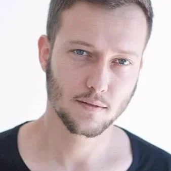 Yon  Tumarkin