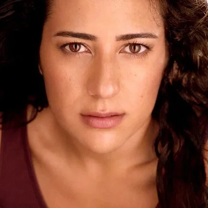  Nadine Malouf