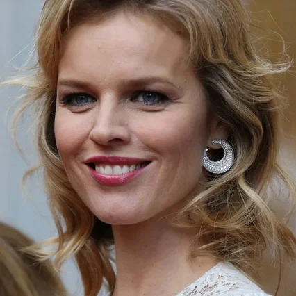 Eva Herzigova
