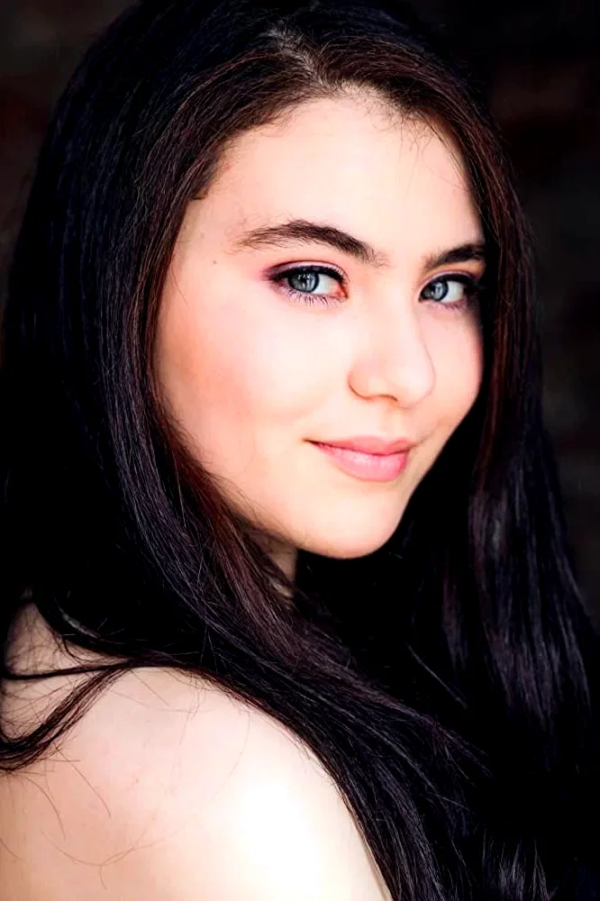 Lilla Crawford