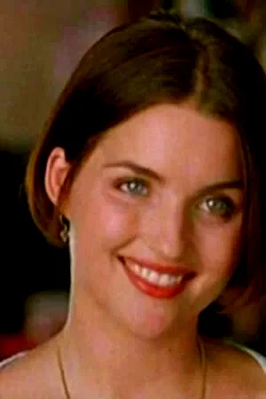  Lynette Walden