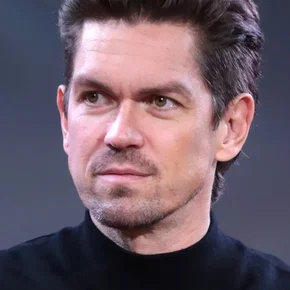 Photo star : Steve Howey