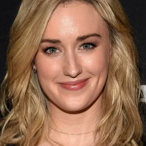 Photo star : Ashley Johnson