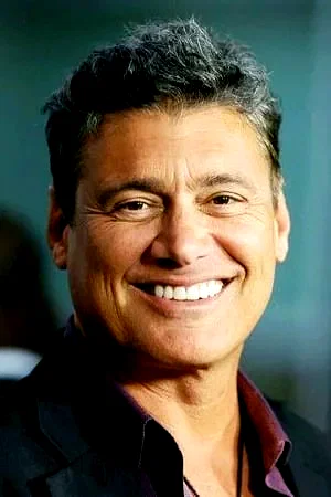 Steven Bauer