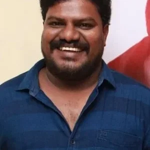  Aadukalam Murugadoss