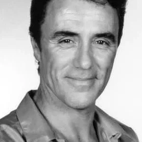 Photo star :  Robert Coleby