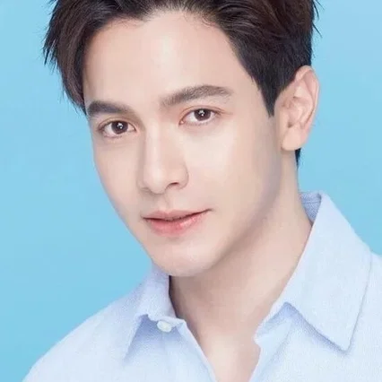  Alden Richards