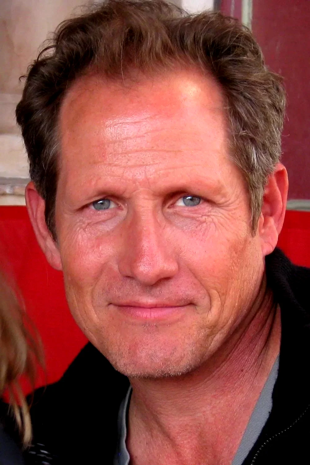 Thom  Mathews