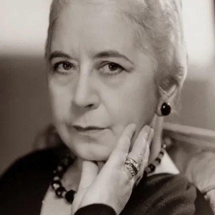  Louise Closser Hale