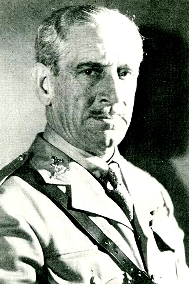  Claude King