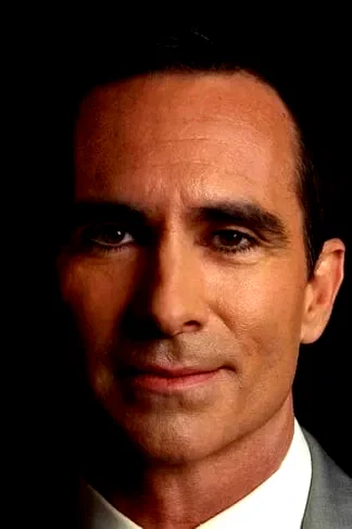 Nestor Carbonell