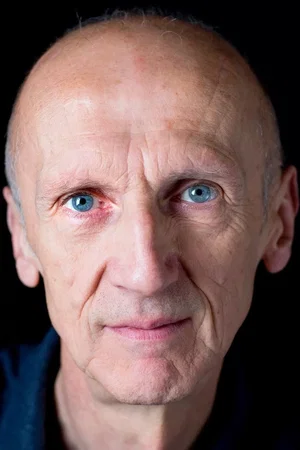 Ian Hanmore photo