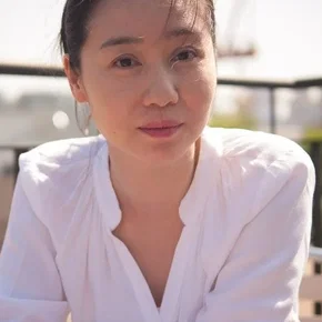 Photo star :  Seong Yeo-jin