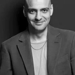 Photo star :  Bartu Küçükçağlayan
