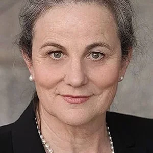  Vivian Nesbitt