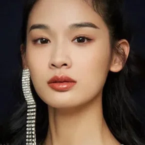Photo star :  Qu Jing Jing
