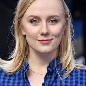 Alexa Havins