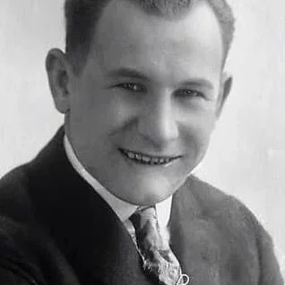  Glen Cavender