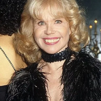 Gloria LeRoy
