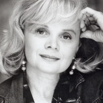  Margaret Ladd