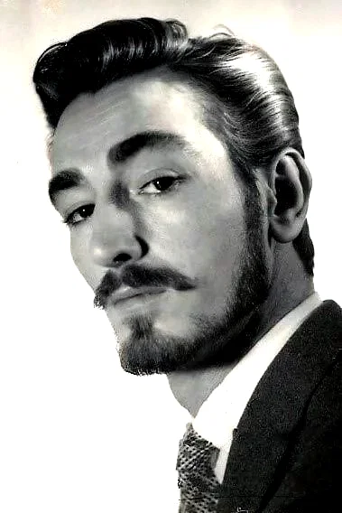  Julian Ugarte