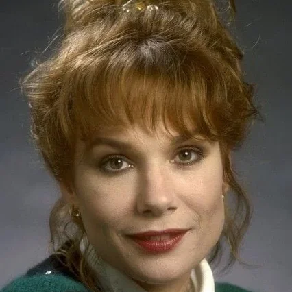  Monique Van De Ven