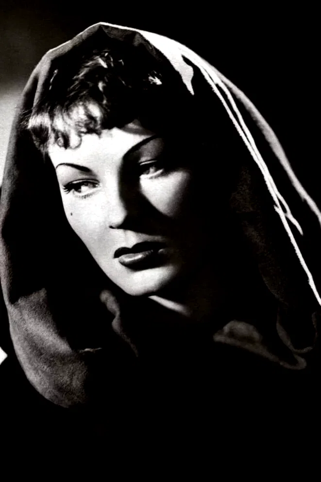 Junie Astor