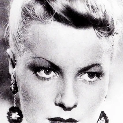 Junie Astor