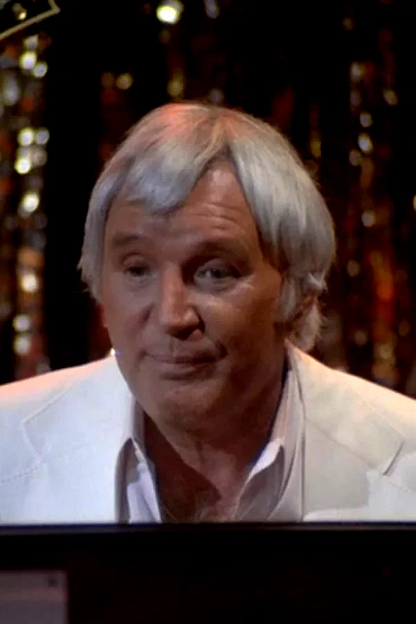 Bobby Troup