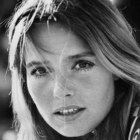 Photo star :  Eva Renzi