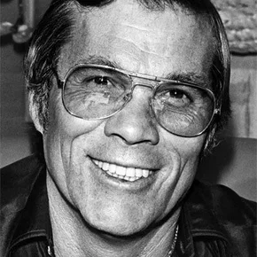 Photo star :  Hal Needham