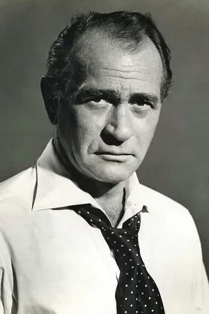  Darren McGavin photo