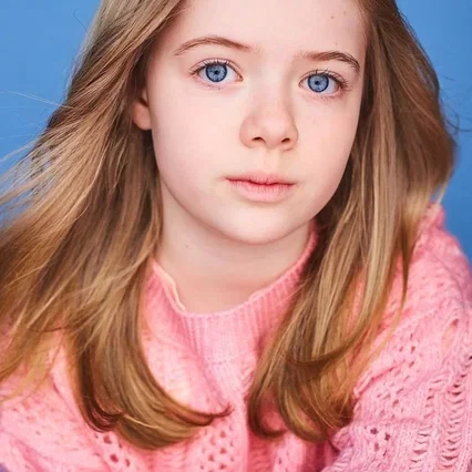  Julianna Layne