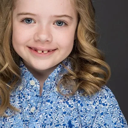  Julianna Layne