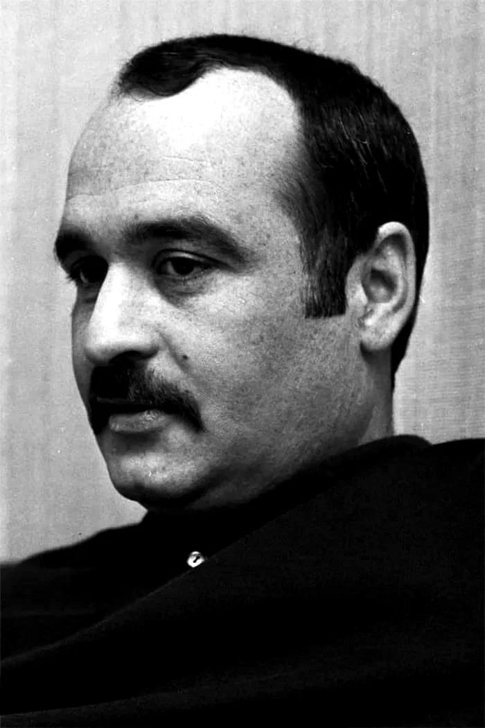 Stuart  Rosenberg